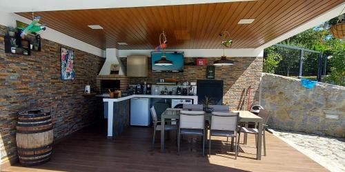 Beijos Villa | Villa Casa de Santo Antonio