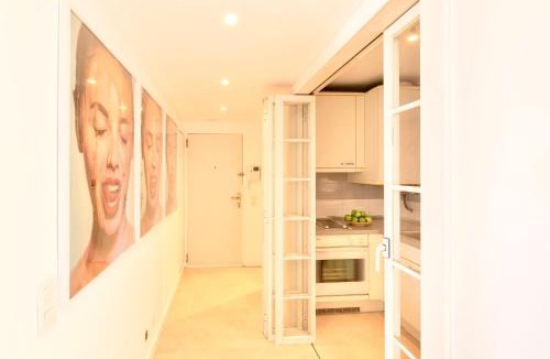 Lumiar Apartment | Lisbon Swimming pool apartment with private parking