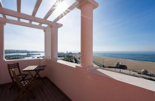 Povoa De Varzim Hotel | THE ONE Grand Hotel da Póvoa - by MHMB Collection