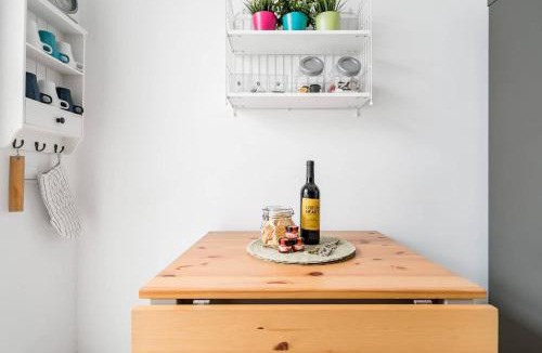Linda-a-Velha Apartment | I Love Lisboa Apartment NEW AC