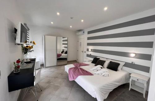 Poco Partido Bed & Breakfast | Carvoeiro B&B and SPA