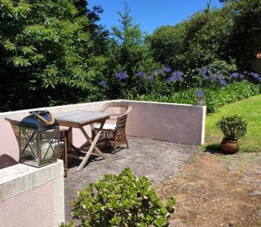 Camacha Villa | Villa-sleeps2-garden-private park