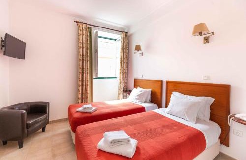 Vila Real Santo Antonio House | Villa Marquez