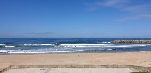 Espinho House | The Shore at Seaside Paradise - Beach, Terrasse, Pets Friendly