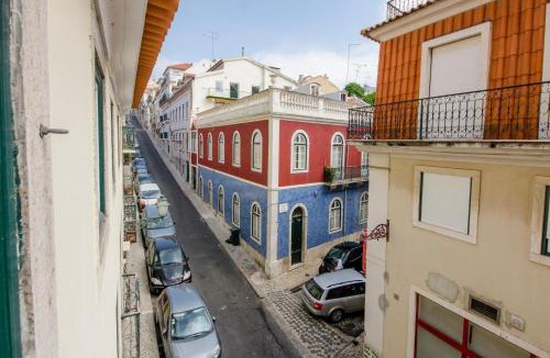 Sao Bento Apartment | Principe Real Hideaway by Praça das Flores by NestAtLisbon