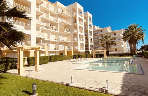 Correeira Apartment | Vista - Shared Pool - 4 Guests - Albufeira