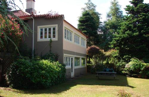 Santo da Serra House | Casa da Lena