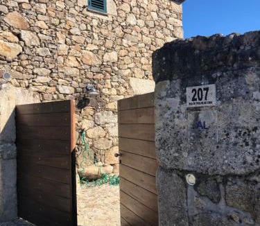 Agualonga House | CASA DO CONDE MONTIER