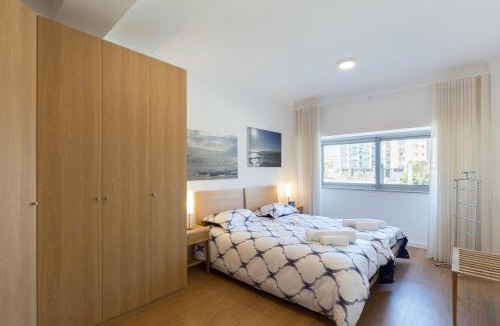 Santa Marinha Apartment | Host Wise - Annas Flats II