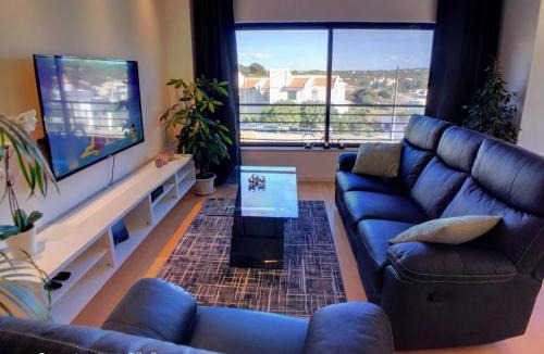 Ferragudo Apartment | Apartment Alpha - 2 Bedrooms, Private Rooftop Patio with Hot Tub, BBQ and View
