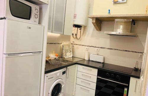 Linda-a-Velha Apartment | Excellent 2 bedroom apartment in Lisbon