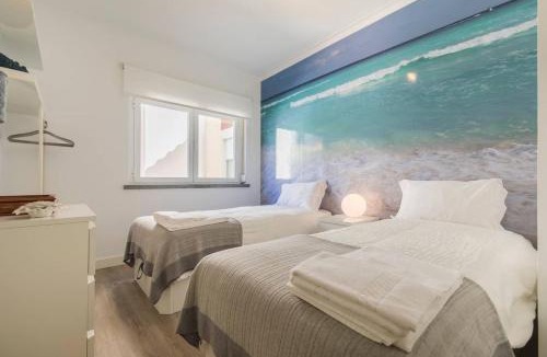 Parede Apartment | Cozy Seaview Apartment