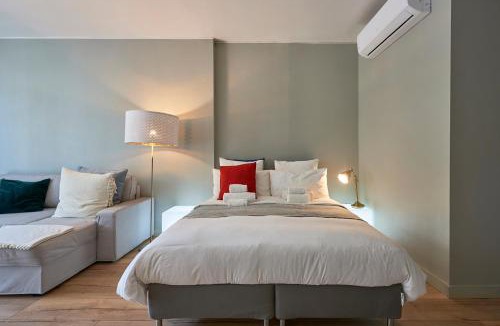 Estoril Apartment | Estoril BeachFront Balcony apartment