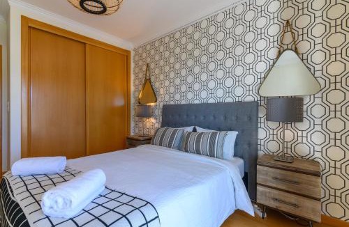 Carcavelos Apartment | Carcavelos Beach
