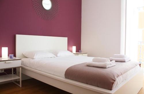 Alfama Apartment | Sunny 3BDR Apartment in Graça by LovelyStay