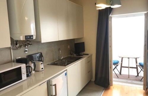 Santos Apartment | Central Madragoa Flat