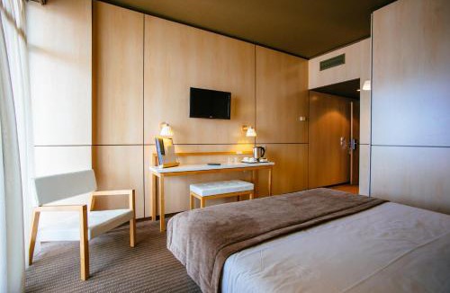 Povoa De Varzim Hotel | Axis Vermar Conference & Beach Hotel