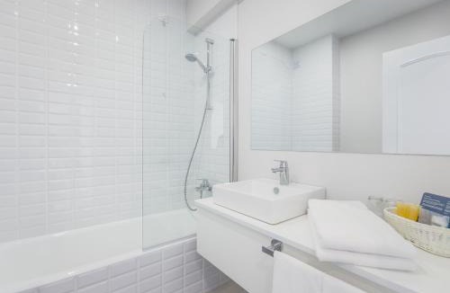 Marinha Grande Hotel | Hotel Cristal Marinha