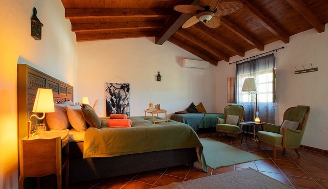 Cosy Farmhouse Quinta da Eira 140 Years old