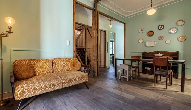 Beautiful Classic Designed 3-bed Villa in Lisboa in Lisbon