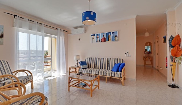 Albufeira Concept With Pool by Homing