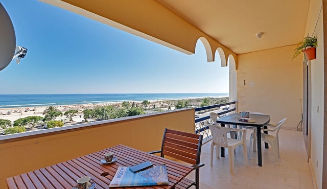 Monte Gordo Beachview 2 by Homing in Vila Real Santo Antonio