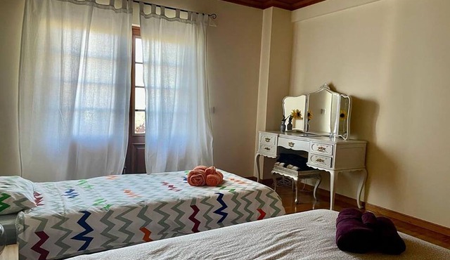 Quarto Twin com Varanda in VENTOSA TVD