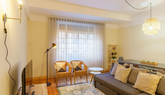 Feel Porto Downtown Woods Flat in Porto