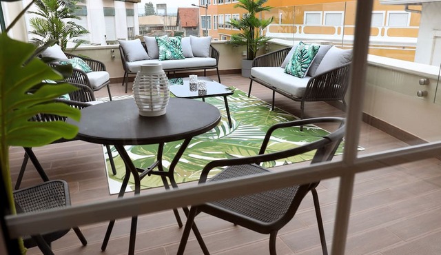 Glass Boutique - Rooms & Suites
