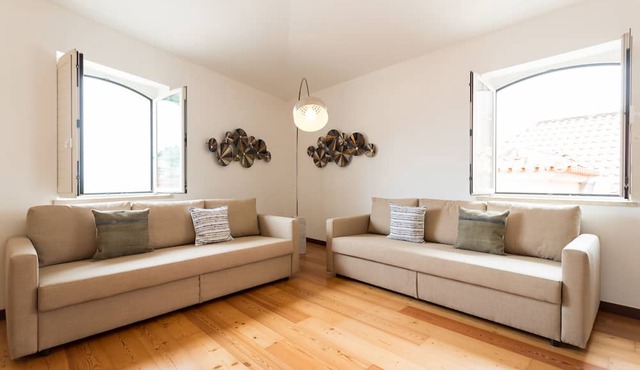 Alfama Modern Two-Bedroom Apartment w/River View and Parking - by LU Holidays in Lisbon