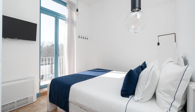 Des Arts- Guesthouse - Hostel