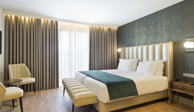 Hotel Acta The Avenue