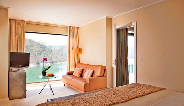 Lago Azul Eco Hotel in Ferreira do Zezere