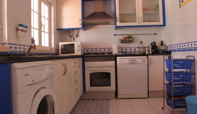 Beach house in small quiet village. 5 minutes walk to Almograve beach. in Almograve