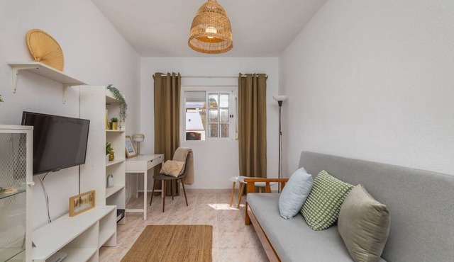 Stylish 2BR w/Patio near Sesimbra Beach in Sesimbra