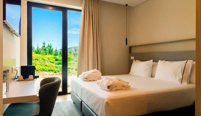 Hotel Mezio National Park