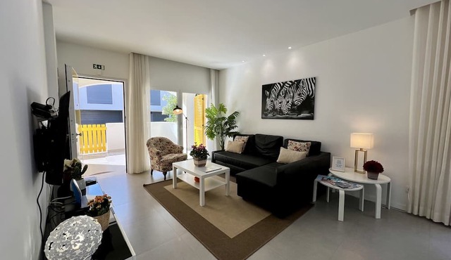 Vilamoura Club Villa 1 by Homing