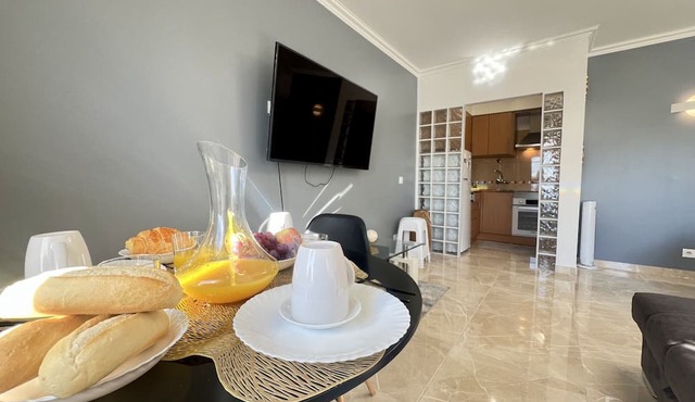 Albufeira Town Apartment by Homing in Albufeira