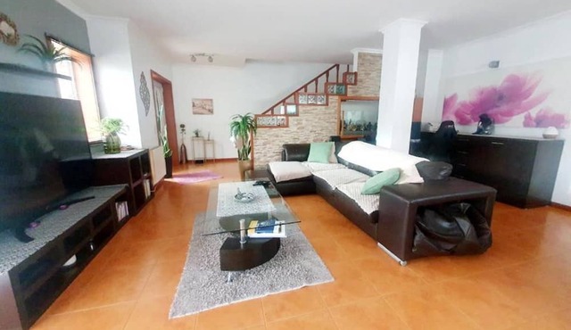 Holiday Home 'Grace House - Casa Inteira' with Mountain View, Private Terrace and Wi-Fi in Belinho