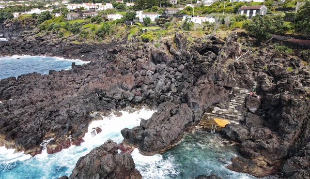 The Blue Eden - Double Bedroom With Ocean View in Lajes do Pico