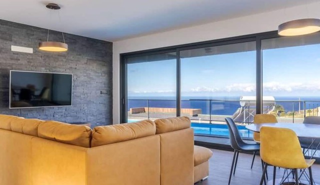 Casa Mozart I in Estreito da Calheta in Calheta