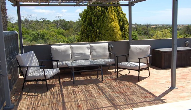 Villa Monte Alegrete with 4 bedrooms and sea view - new room
