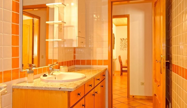 Casa da Terra dos Padres by LovelyStay in Ribeiradio