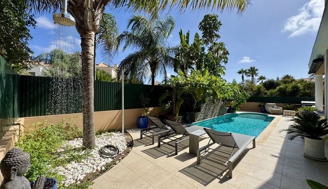 Algarve Stunning Villa by Homing in Faro