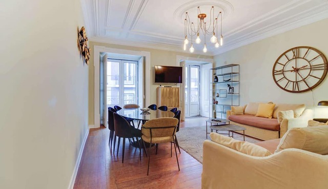 Emenda 1 - Charming Apartment in Chiado w/Parking in Lisboa