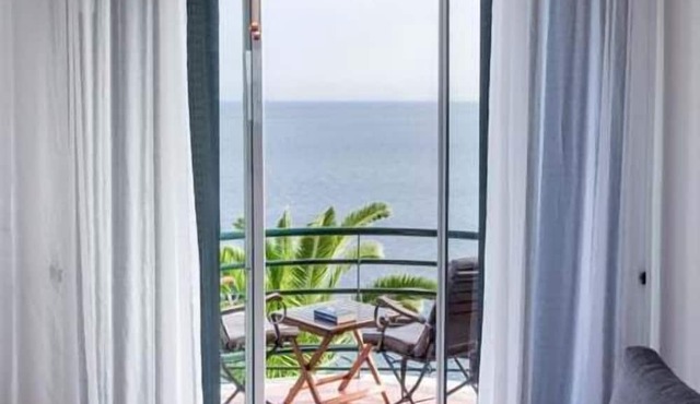 Lobos Bay-Apartment With Unique Sea Views in Câmara de Lobos