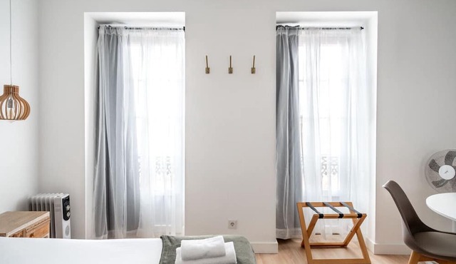 Studio with Stunning Views to river and old town by Lisbeyond