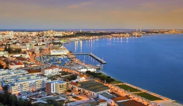 Captivating Apartment in Setubal, Portugal in Setubal