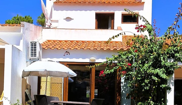 Villa Bella 200 meters from Falésia Beach by Urban Hypotenuse in Albufeira