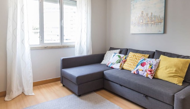 Charming Marquês Flat by LovelyStay in Lisbon